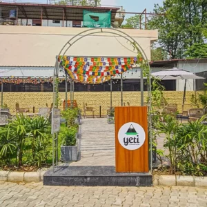 Dehradun Interior _Yeti - the Himalayan Kitchen