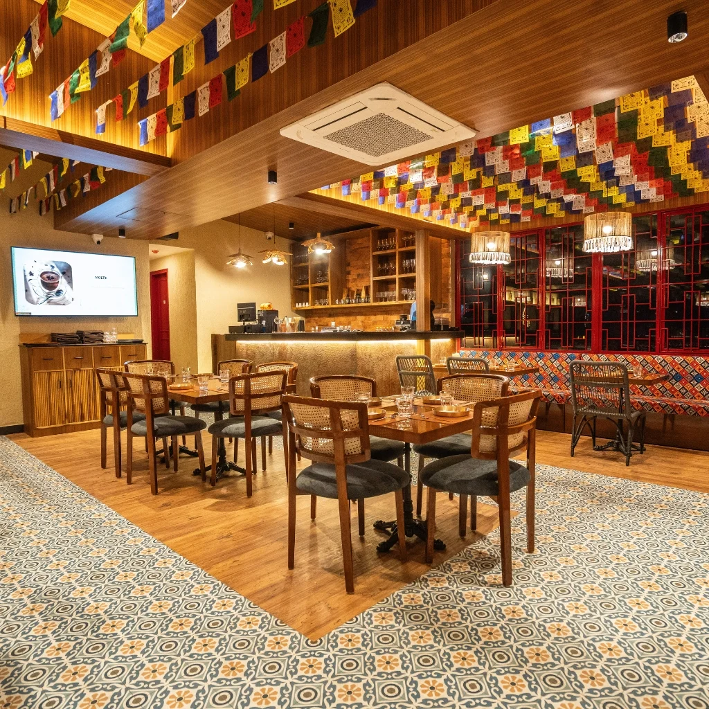 Mussoorie : Mall Road