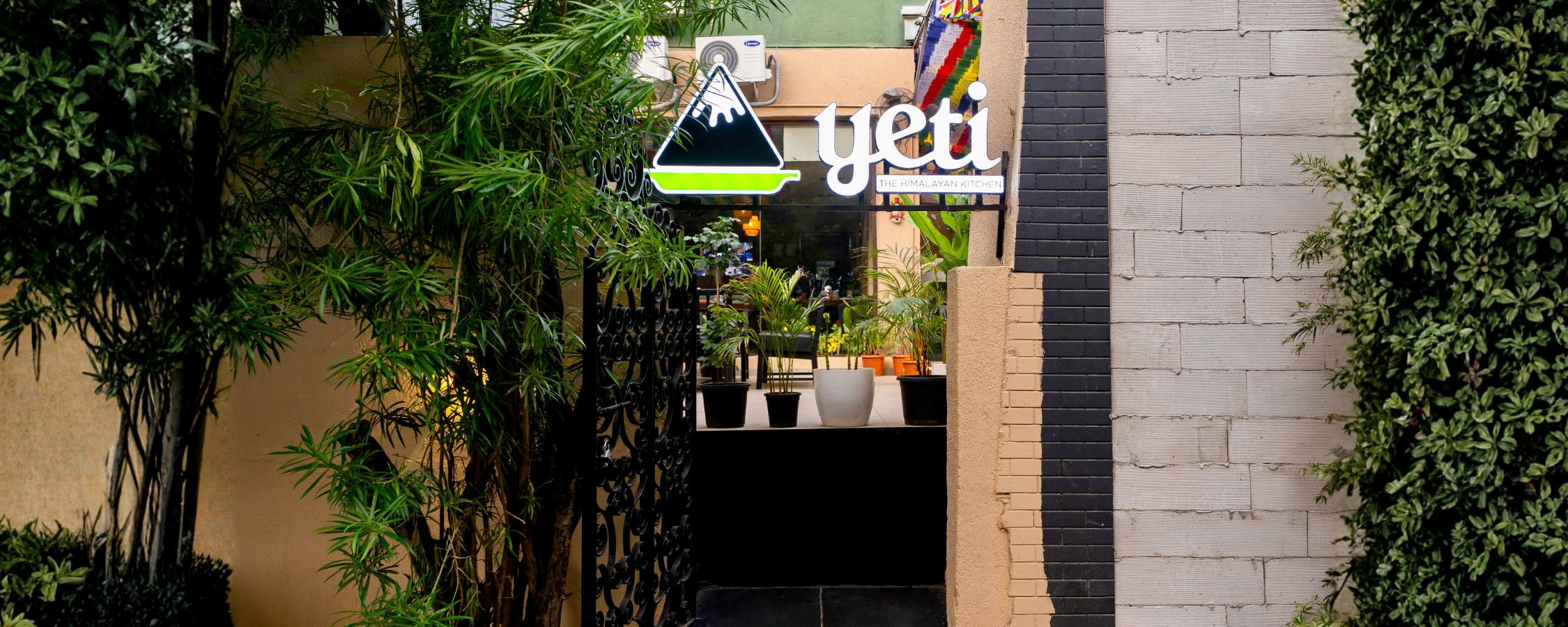 Kalyani Nagar Yeti, The Himalayan Kitchen